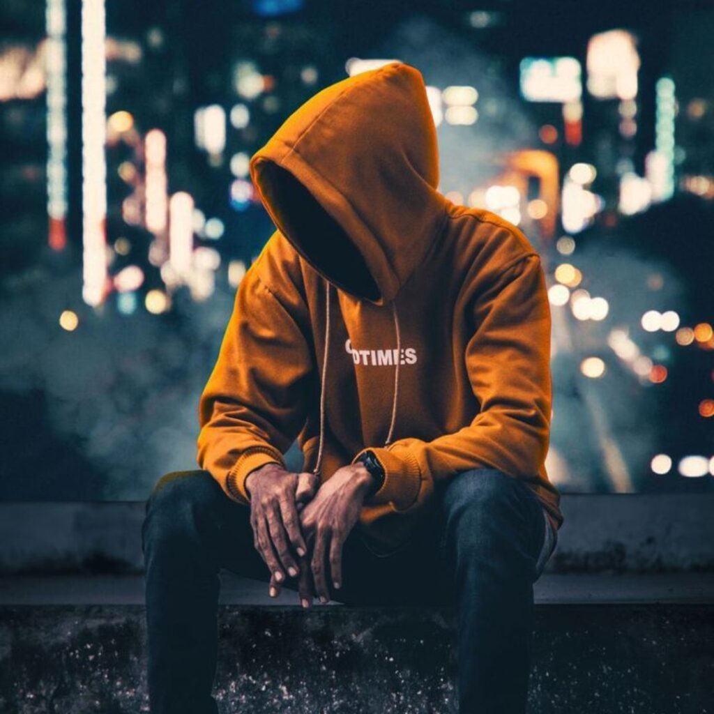Alone Dp