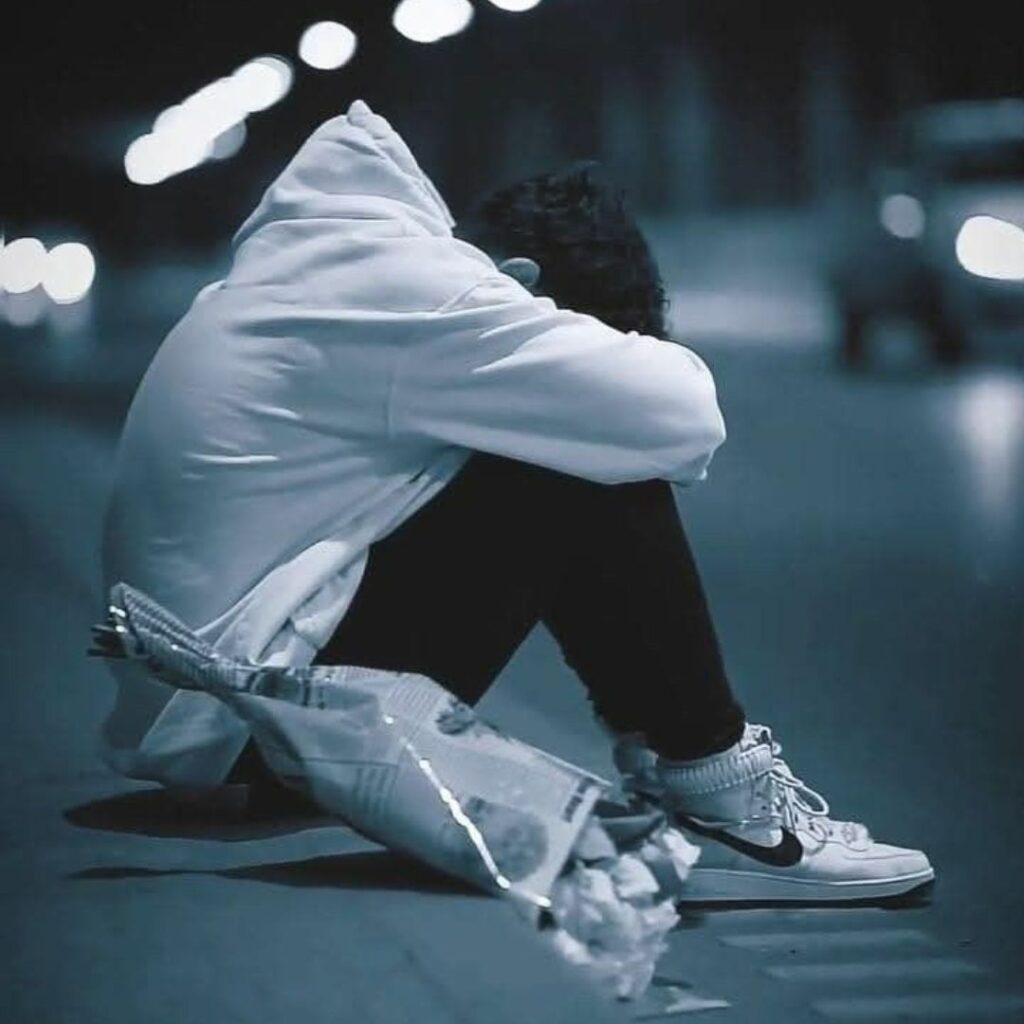 Alone Dp