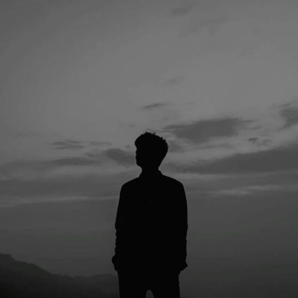 Alone Dp